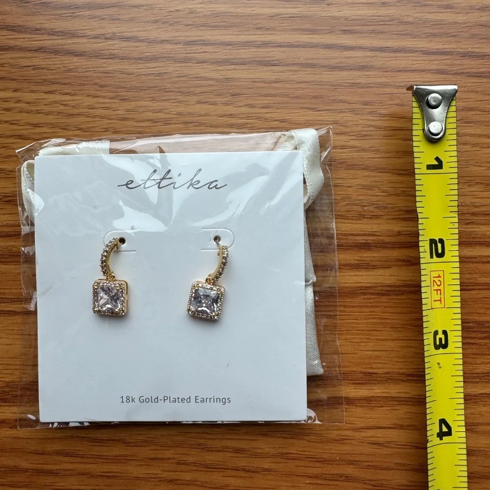 NEW Ettika Gold Crystal Drop Earrings - Picture 4 of 4